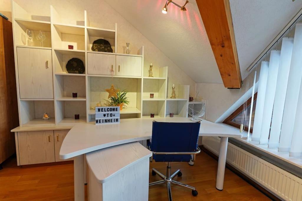 Grosse, Helle Wohnung Fuer Bis Zu 6 Personen Weinheim Luaran gambar